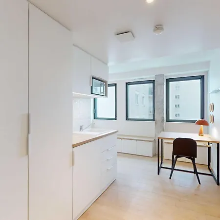 Premium - Cambronne- Sport Lavatory Apartament