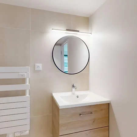 Premium - Cambronne- Sport Lavatory * Paryż