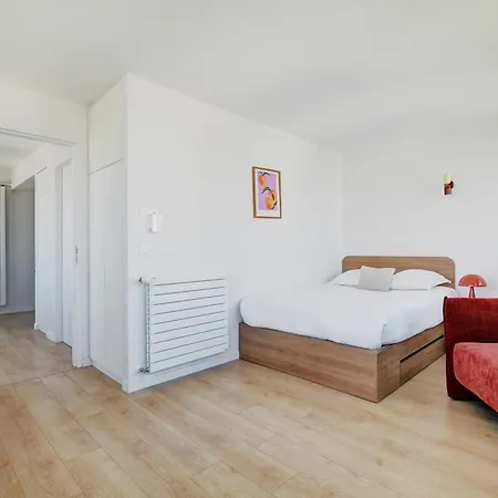 Premium - Cambronne- Sport Lavatory Apartament