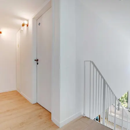 Premium - Cambronne- Sport Lavatory Apartament *